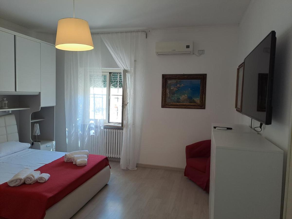Casa Momy Daire Lecce Dış mekan fotoğraf